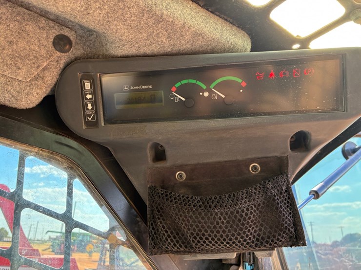 deere-325g-image-15