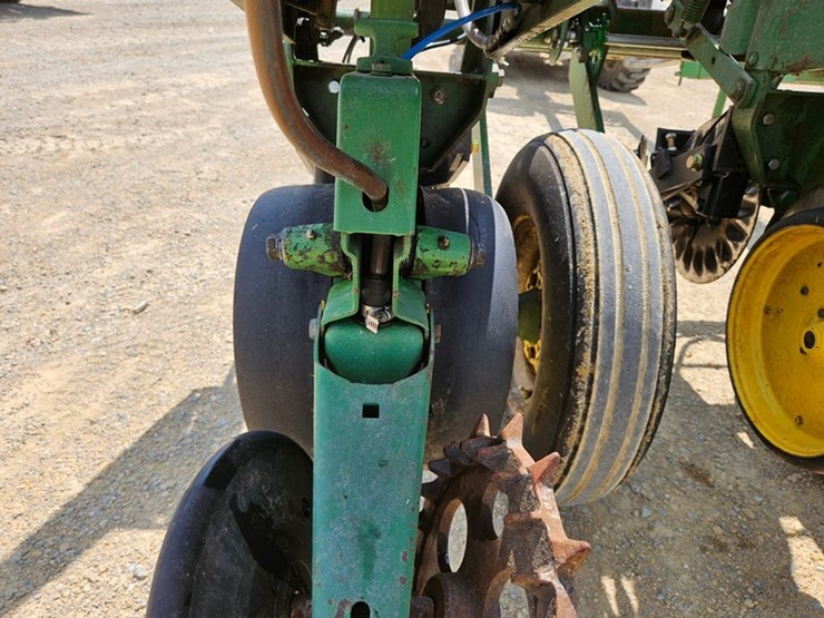 john-deere-7000-image-42