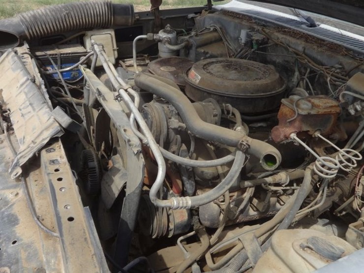 1988-chevrolet-30-image-18