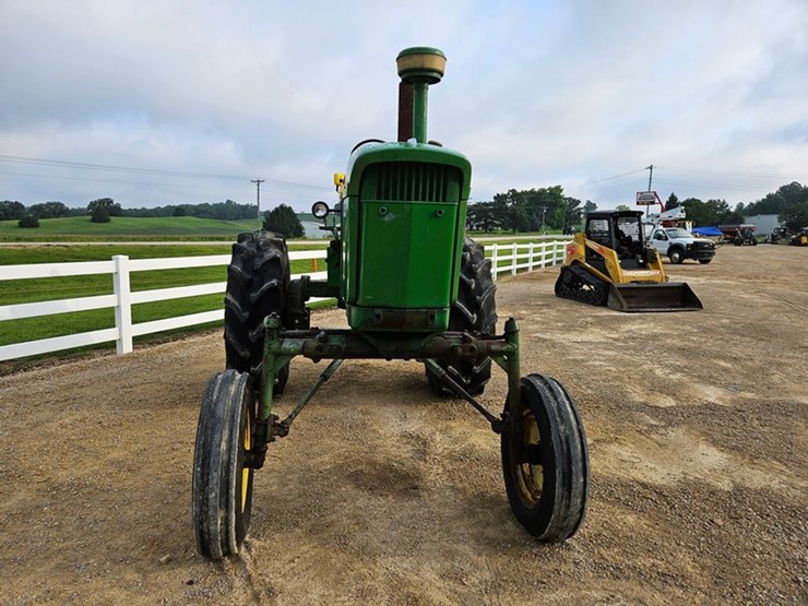 john-deere-4020-image-8