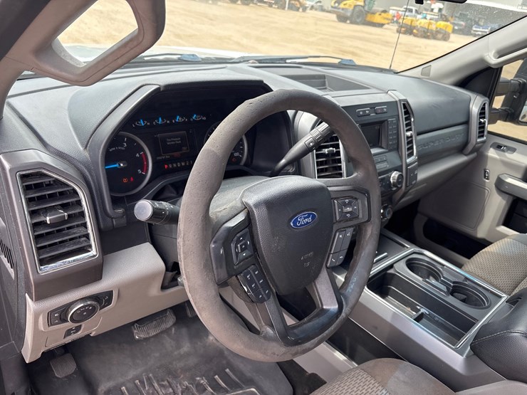 2017-ford-f250-image-8