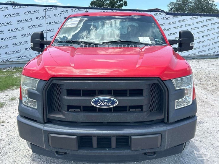 2017-ford-f150-image-24