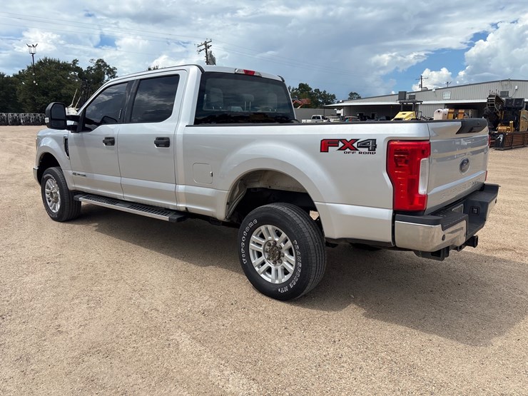 2017-ford-f250-image-4
