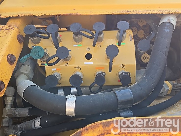 2007-caterpillar-d6n-xl-image-34