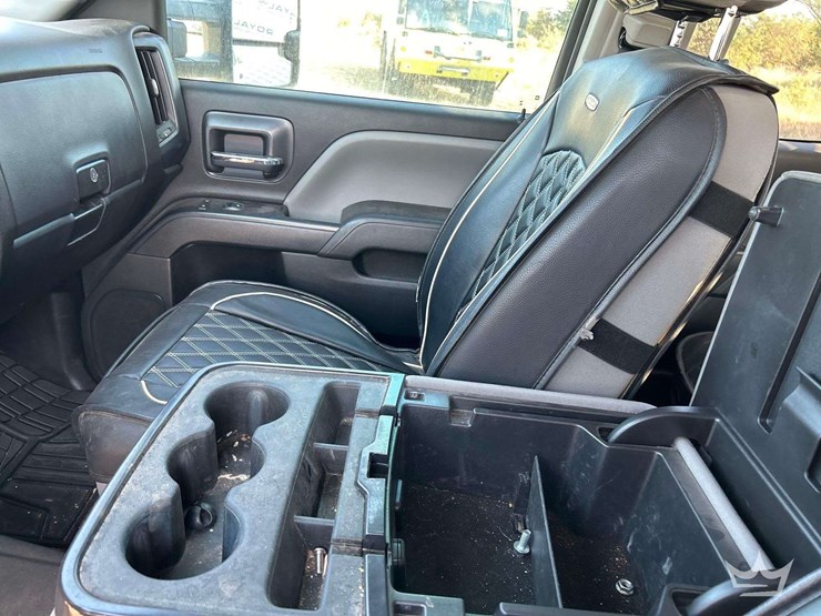 2019-chevrolet-silverado-2500-image-19