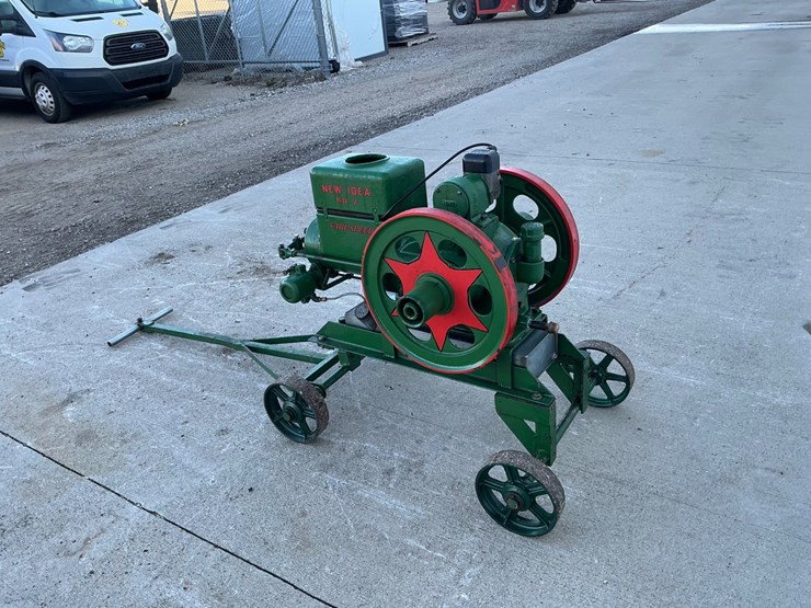#5067-•-new-idea-no.-2-vari-speed-hit-and-miss-stationary-gas-engine-on-transport-cart-image-3