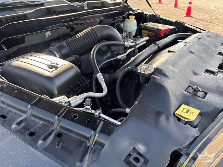 2014-dodge-1500-image-9