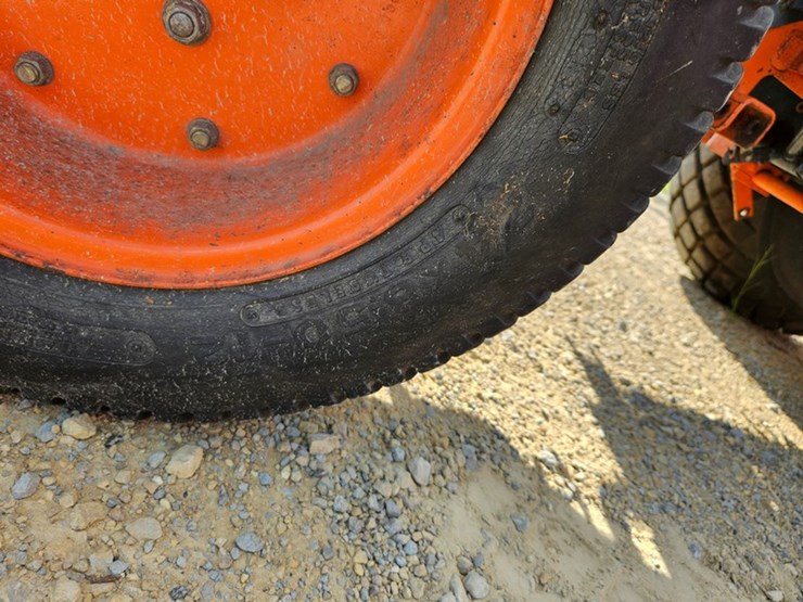 kubota-b8200-image-47