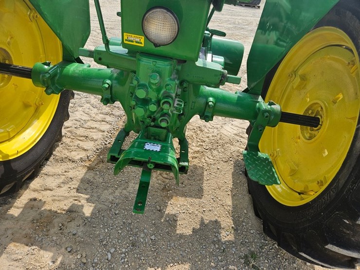 john-deere-b-image-20