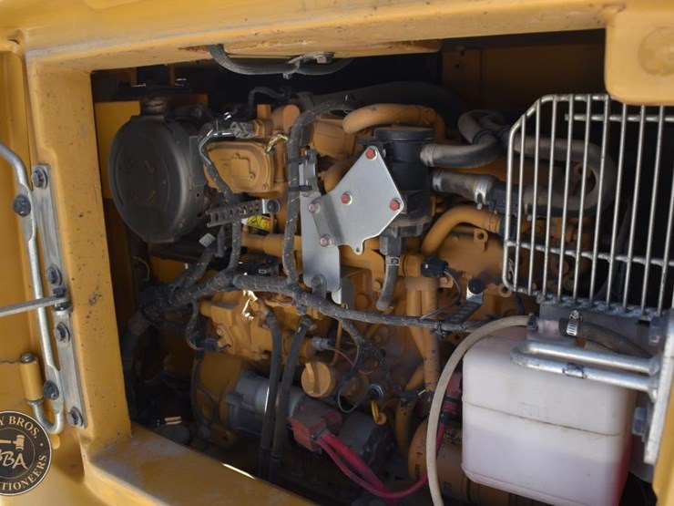 2022-caterpillar-308-cr-image-47