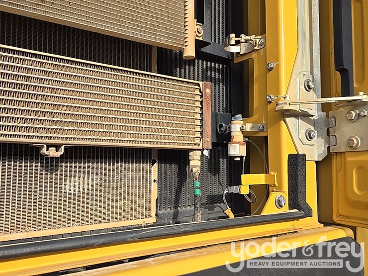 caterpillar-336fl-image-36
