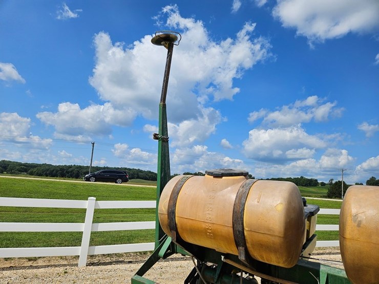 john-deere-7000-image-21