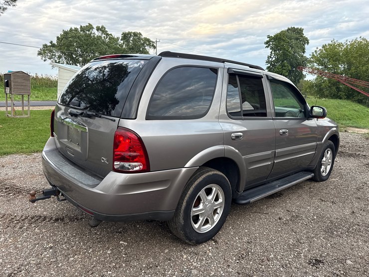 2005-buick-rainier-cxl-image-5