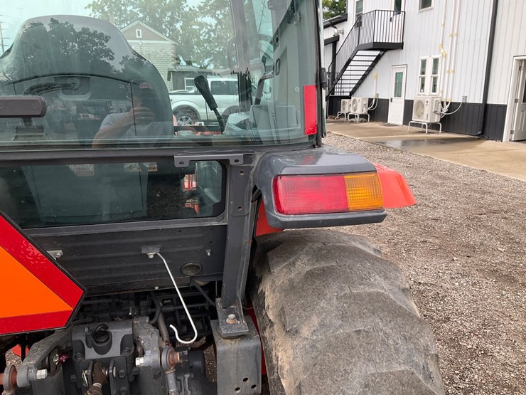 2018-kubota-la805-image-32