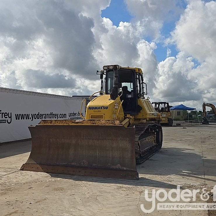 2018 KOMATSU D61EXI-24