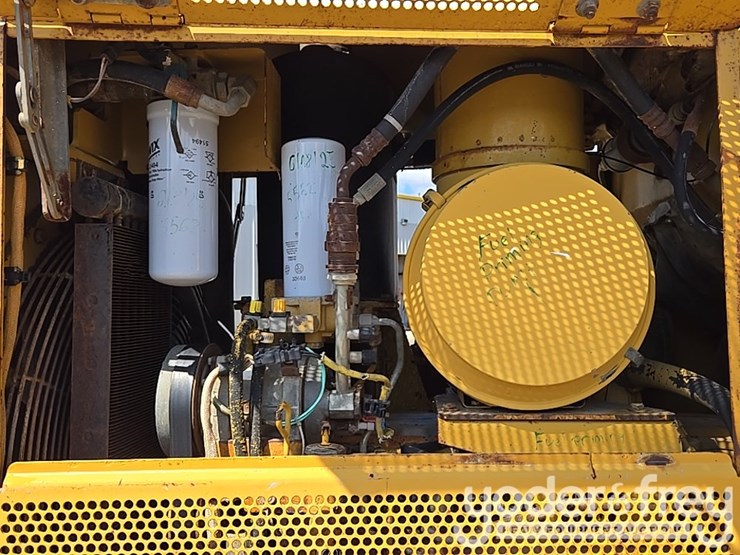 2007-caterpillar-d6n-xl-image-37