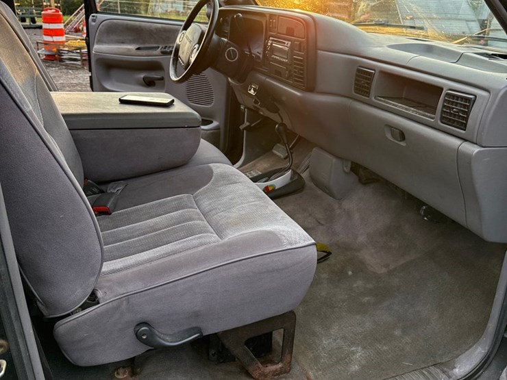1996-dodge-ram-3500-image-11