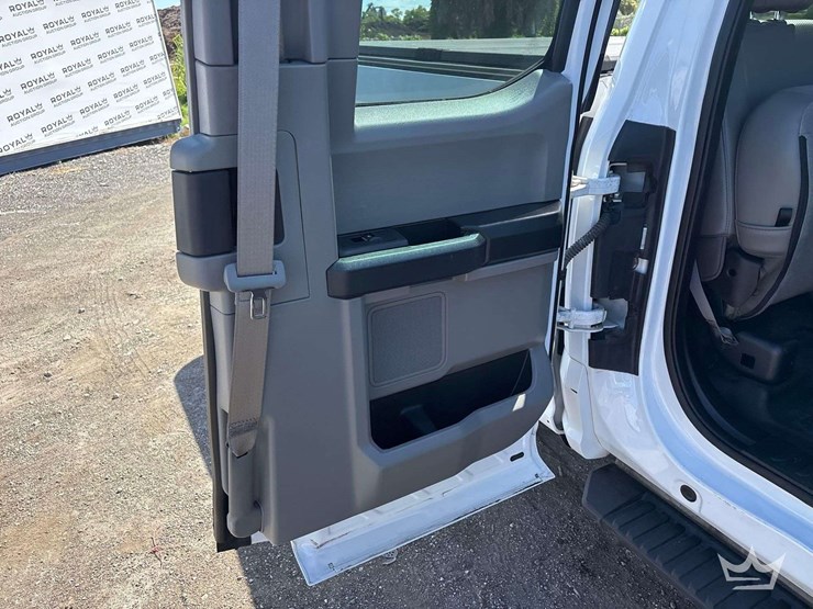 2019-ford-f150-image-27