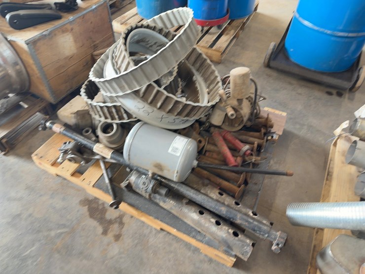 assorted-truck-parts-image-3