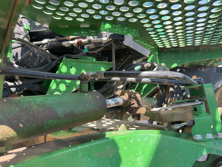 2016-john-deere-r4038-image-20