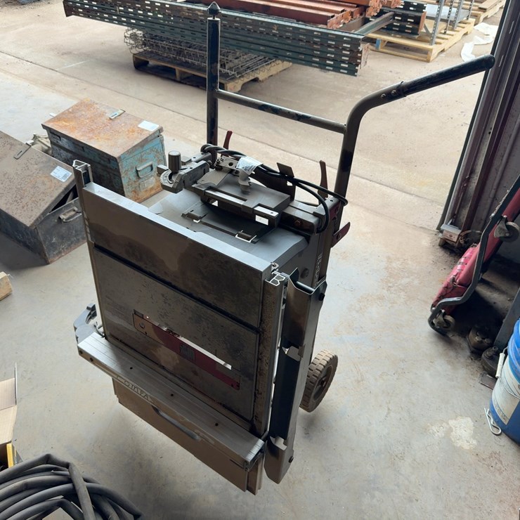 PORTER CABLE ROLLING TABLE SAW