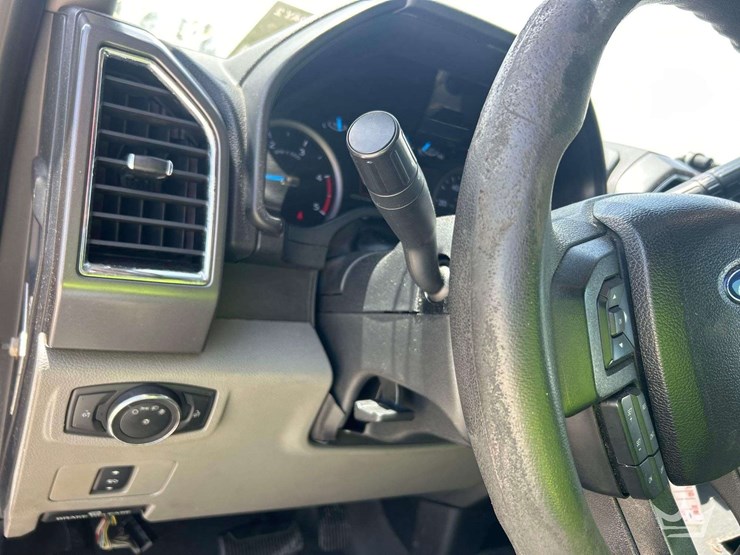 2017-ford-f550-image-42