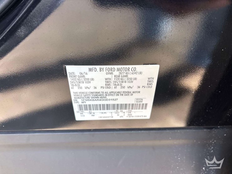 2016-ford-explorer-image-5