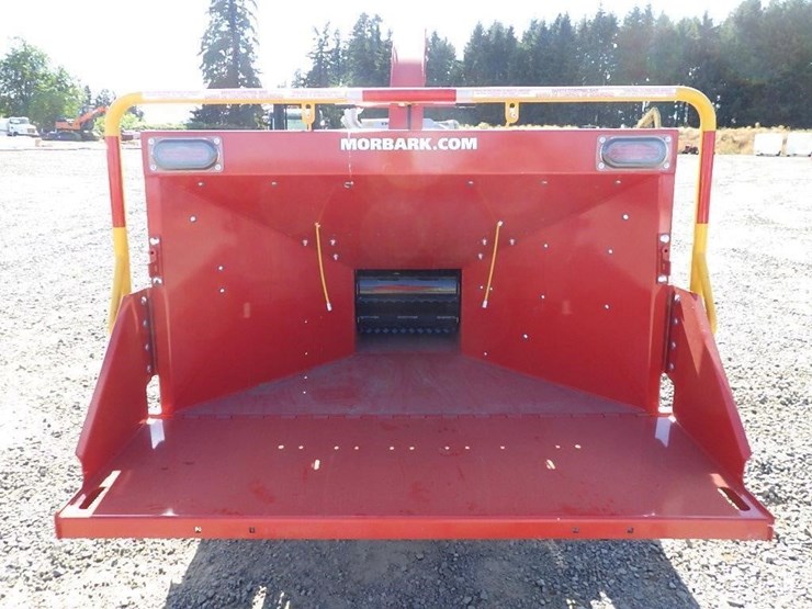 2025-morbark-bvr10-s/a-towable-wood-chipper-image-4