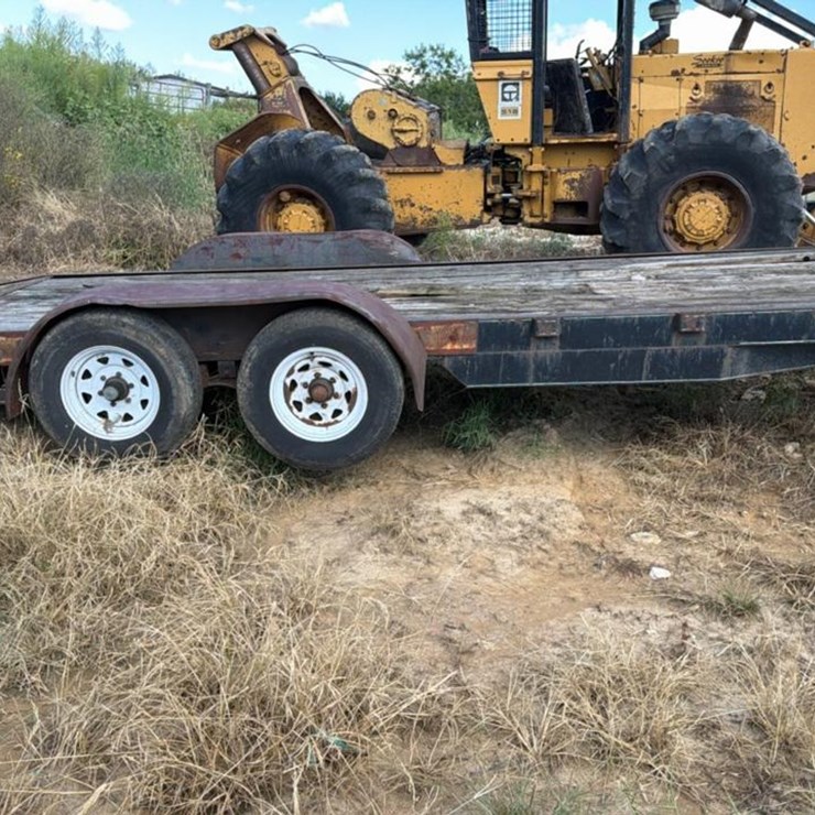 #662 • 1999 Built-Rite Double Axle Equipment Trailer