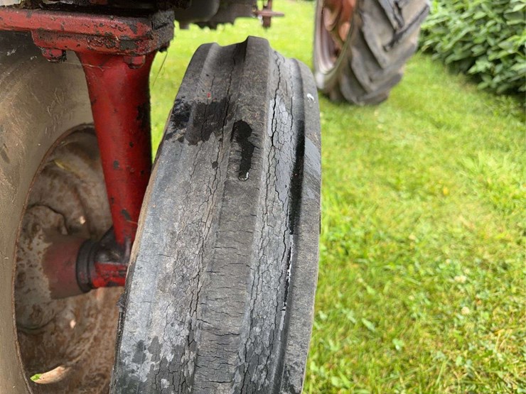 farmall-504-image-13
