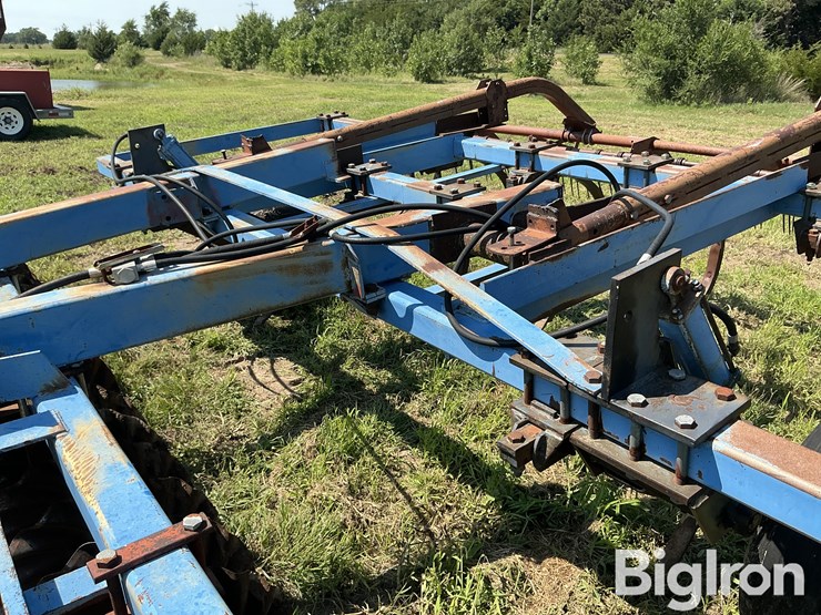 dmi-colter-champ-ii-chisel-plow-image-15