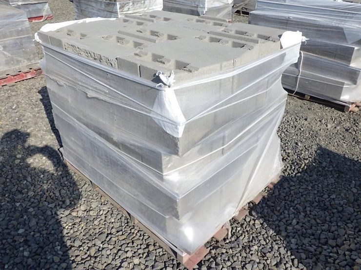 retaining-wall-6"-h-x-12"-d-x-17"-w-image-3