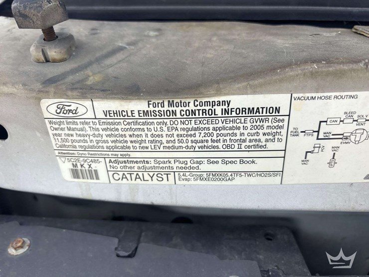 2005-ford-350-image-10