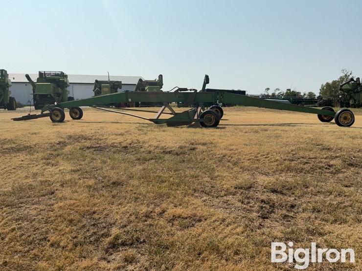 john-deere-12-image-8