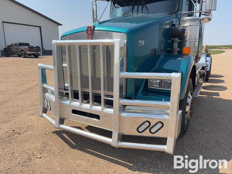 2010-kenworth-t800-image-10