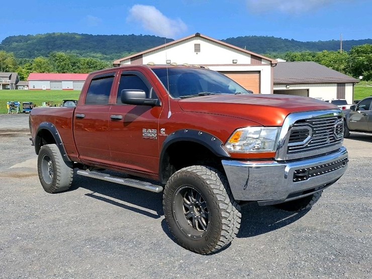 2013-dodge-2500-image-7