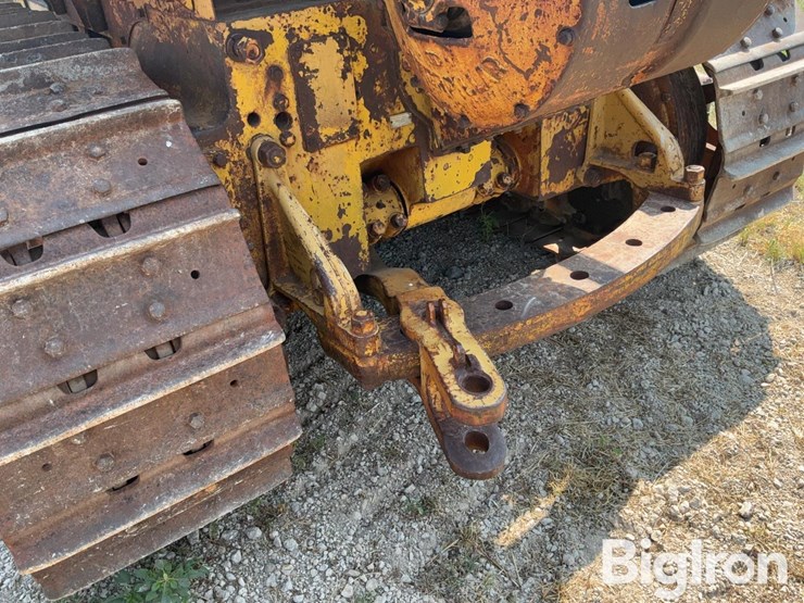 1947-caterpillar-d8-image-18