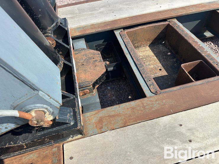 2008-big-tex-big-tow-b-55dtg-tri/a-detachable-lowboy-trailer-image-17