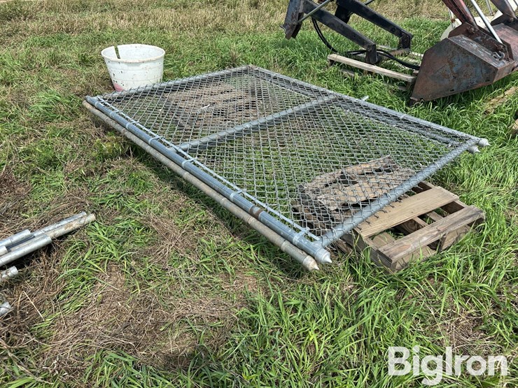 chain-link-fence-gates-image-7