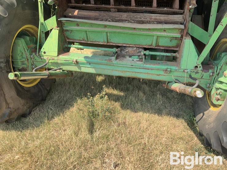 john-deere-105-image-18