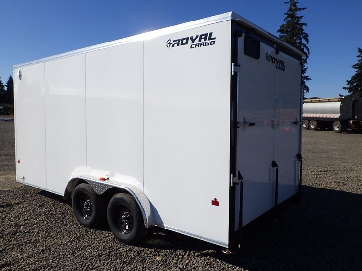 2027-royal-lcht35-7.518v-86-t/a-enclosed-trailer-image-3