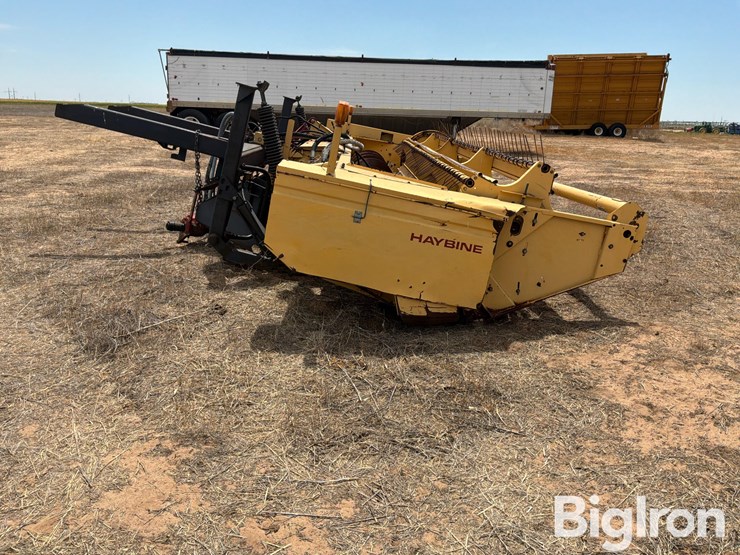 new-holland-2300bf-image-8
