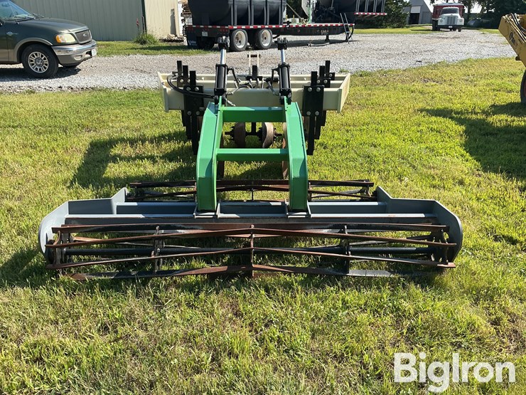 patriot-pivot-track-closer-image-6