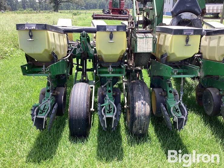 john-deere-1760-image-16