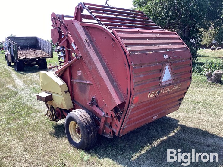 new-holland-850-image-7