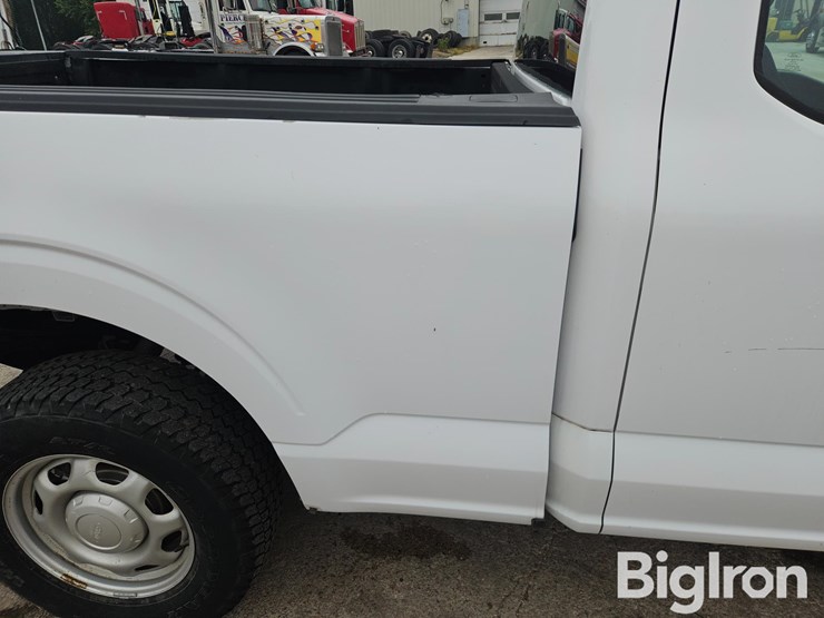 2021-ford-f150-image-17