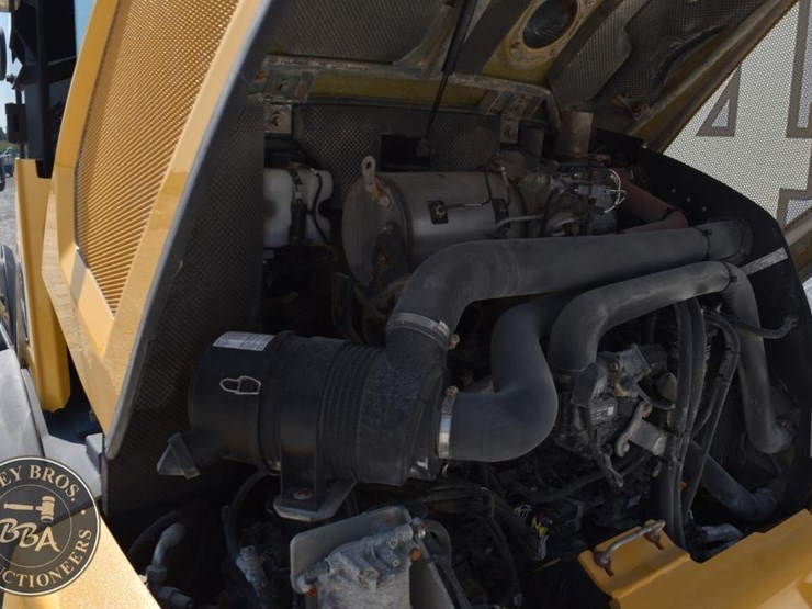 2024-deere-204-g-tier-image-34