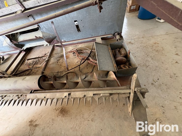 massey-ferguson-21-image-11