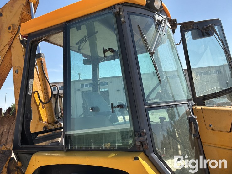 john-deere-310-image-10
