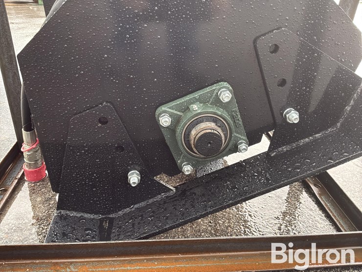 2026-massey-ferguson-730-image-15